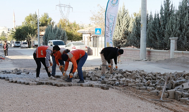 HALİLİYE BELEDİYESİNDEN 4 MAHALLEDE HUMMALI ÜSTYAPI ÇALIŞMASI