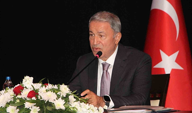 Hulusi Akar: “Bizim tek hedefimiz, derdimiz teröristler”