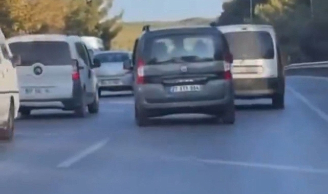 Makas atan sürücü trafiği tehlikeye soktu