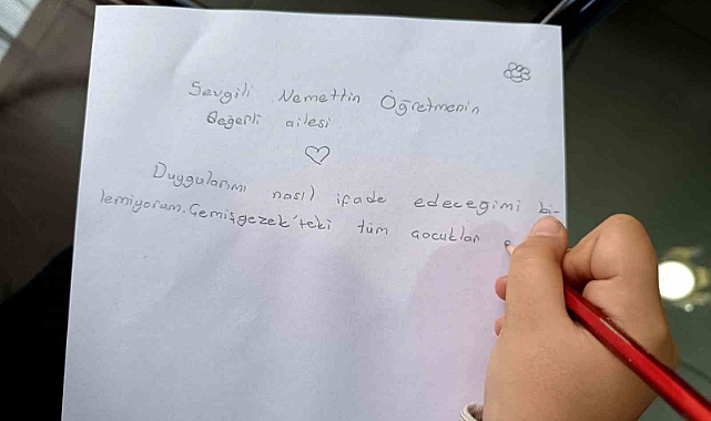 Minik öğrencilerden duygulandıran mektup: Şehit öğretmen Necmettin Yılmaz’ı unutmadılar