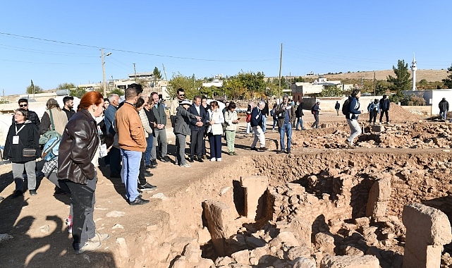 Neolitik uzmanları Sayburç'u keşfe çıktı.