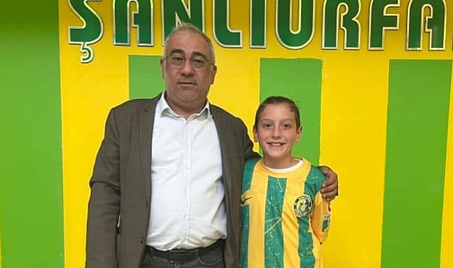 Şanlı camiadan afferim aldı, forma kazandı