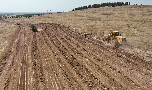 ŞANLIURFA BÜYÜKŞEHİR BELEDİYESİ 100 DÖNÜMLÜK HATIRA ORMANI İÇİN HAZIRLIKLARA BAŞLADI