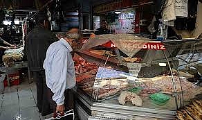 "Senden aldığım et ile zehirlendim" diyerek kasapları dolandırdılar