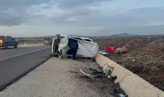 Takla atan otomobilde can pazarı: 5 yaralı