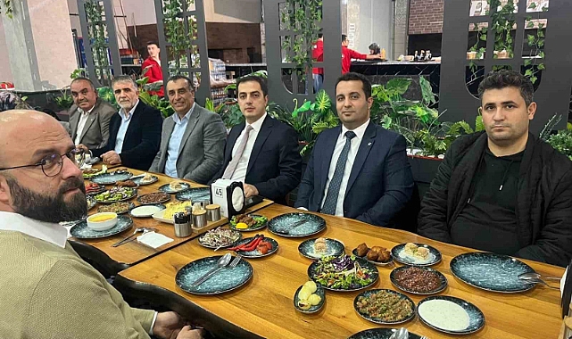 Altıntaş Kaymakamı Çelik’e veda yemeği