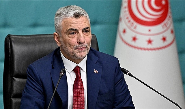 Bakan Bolat: “Yıllıklandırılmış dış ticaret açığı kasım itibariyle tam 42,8 milyar dolar geriledi”