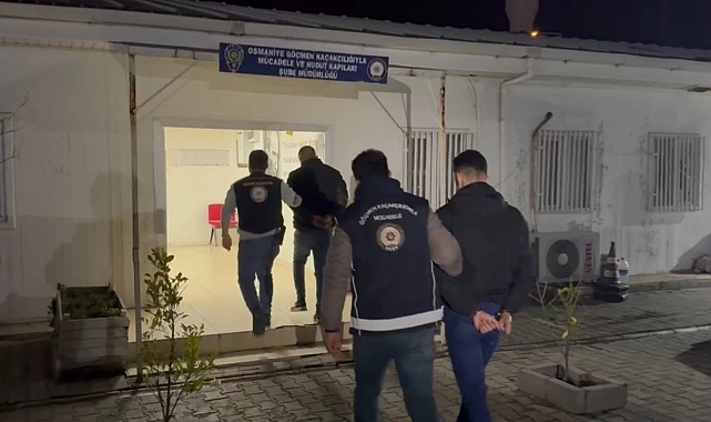 Durdurulan cipin bagajında kaçak göçmen yakalandı