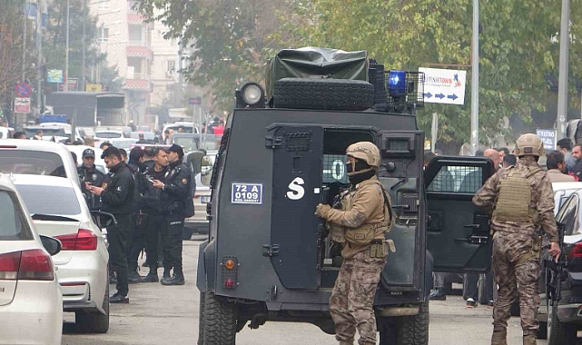 İki grup arasındaki kavgaya polis müdahalesi