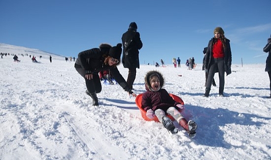 Karacadağ'da sezonu küçükler açtı
