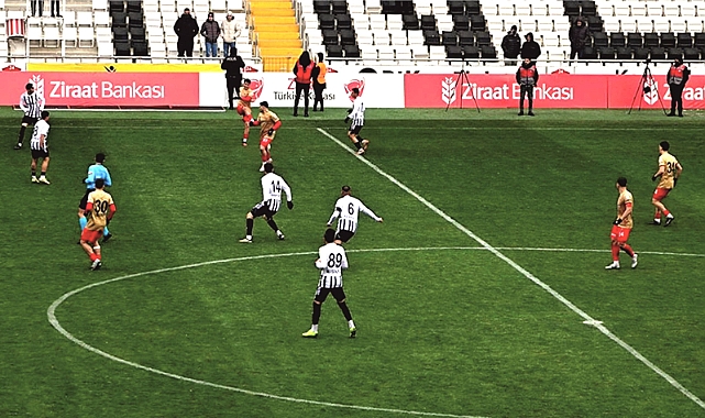 Karaköprü Belediyespor kupada 'Boşver'i oynadı