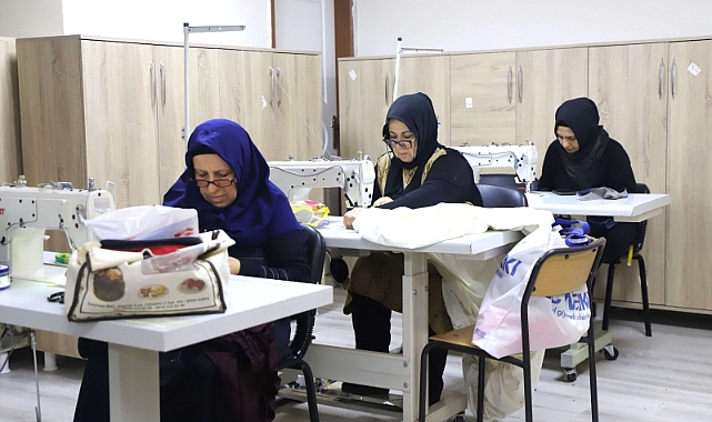 KARAKÖPRÜ'DE KADINLAR HEM ÖĞRENİYOR HEM ÜRETİYOR