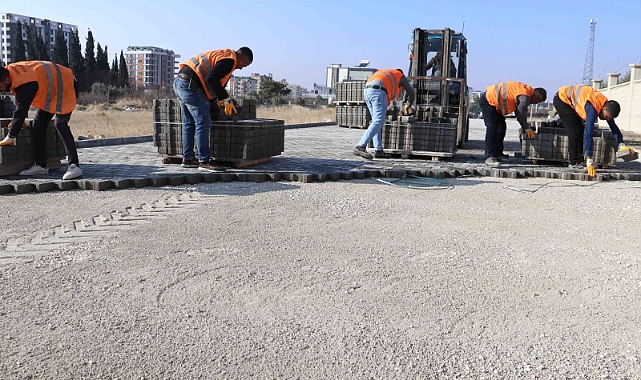 KARAKÖPRÜ’DE YENİ YOLLARDA ÜST YAPI ÇALIŞMALARI SÜRÜYOR