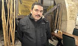 Roketin düştüğü lokantada yaralanan aşçı, Esad’ın devrilmesinin bölgeye huzur getireceğini düşünüyor
