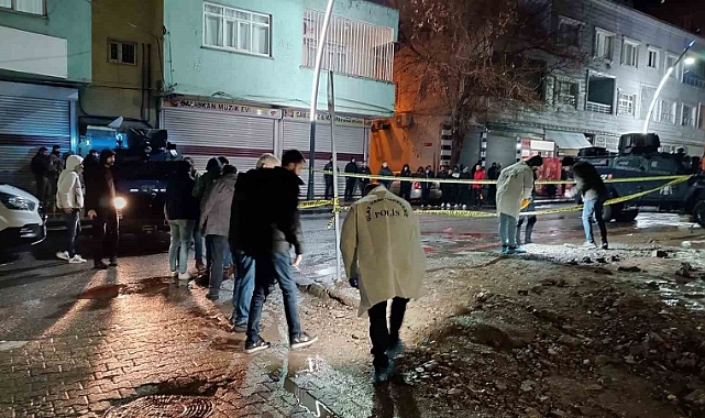 Sokak ortasında silahlı saldırı: 1 ölü