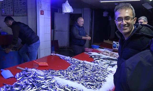 Tavşanlı Balık Pazarı’na her gün taze balık geliyor