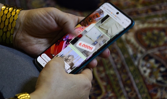 Ülkelerine dönen Suriyeliler eşyalarını Whatsapp üzerinden satışa çıkardı
