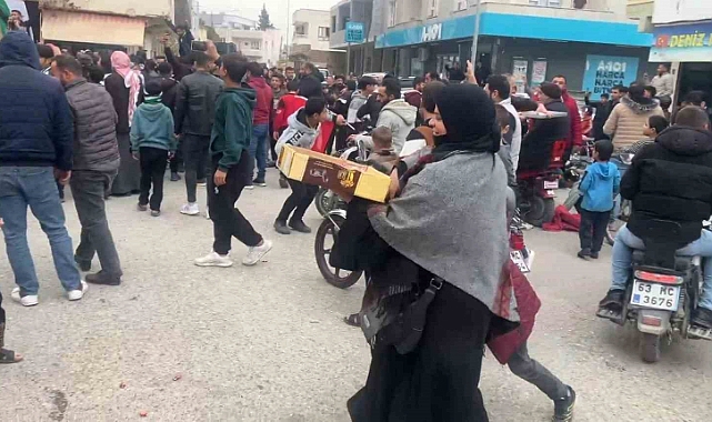 Urfa'da Suriyelilerin kutlaması sürüyor
