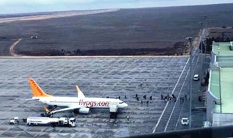Urfa'da uçak seferlerine sis engeli