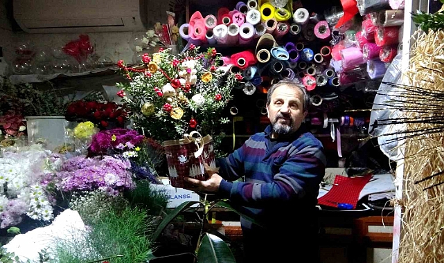 Yılbaşının yaklaşmasıyla kokina çiçeğine Muğla’da ilgi arttı