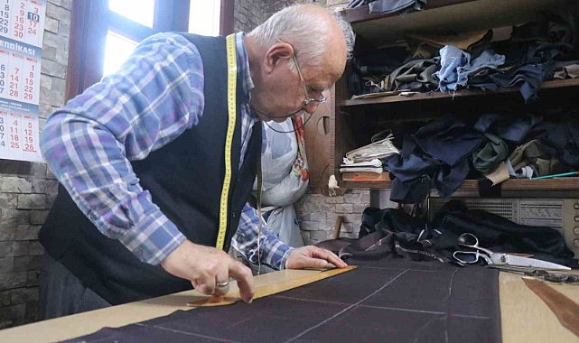 Zamanında modaya yön veren terzilik mesleği artık konfeksiyon ürünlerini düzeltiyor