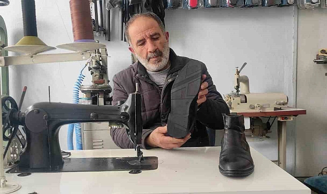 35 yıllık ayakkabıcı: "Meslek okulları çırak yetiştirirse en azından bu meslek dalı da ölmez”