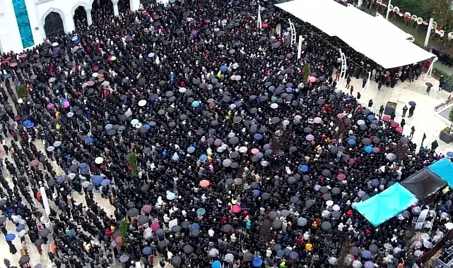Ferdi Tayfur gözyaşlarıyla son yolcuğuna uğurlandı