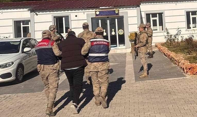 Haklarında kesinleşmiş hapis cezası bulunan 2 şahıs yakalandı