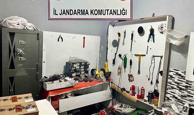 Kaçak silah imalathanesine düzenlenen baskında 1 kişi gözaltına alındı
