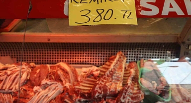 Kasap ve vatandaşlardan fahiş fiyatla et satanlara tepki