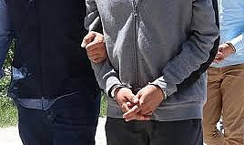 Kendilerini başsavcı olarak tanıtıp dolandırıcılık yapan 2 kişi tutuklandı