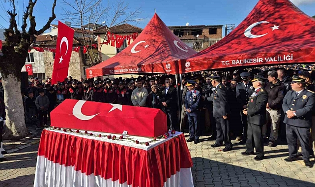 Şehit polis memuru Emirhan Aramış son yolculuğuna uğurlandı