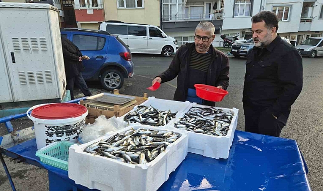 Seyyar tezgahlarda istavritin kilosu 150 liraya satılıyor