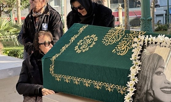 Türk sanat müziği sanatçısı Gönül Akkor son yolculuğuna uğurlandı