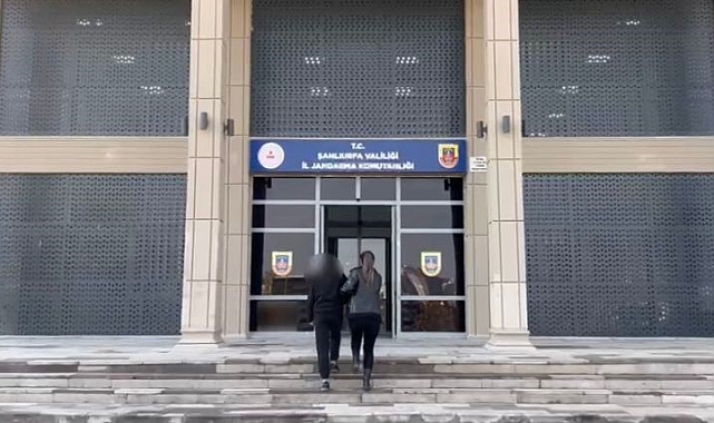 Urfa'da kadın terörist teslim oldu