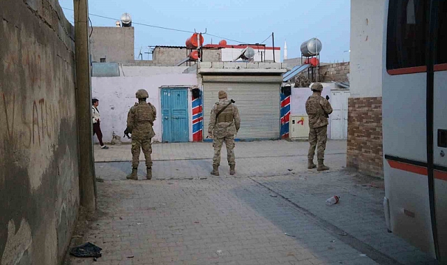 Urfa merkezli terör operasyonu: 18 gözaltı