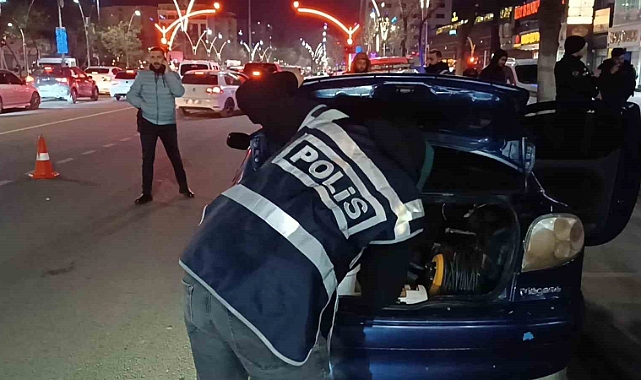 Yılbaşı gecesi 106 ekip ve 808 personel görev yaptı