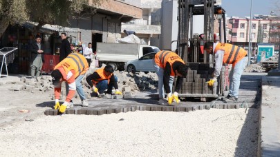 HALİLİYE’DE ÜSTYAPI ATAĞI İLE KONFORLU VE GÜVENLİ ULAŞIM SAĞLANIYOR