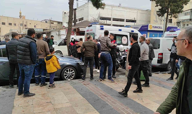 Aşağı çarşıda bıçaklı kavga