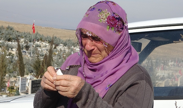 Depremlerde 4 yakınını kaybeden çift: "Bir, iki değil, 4 can toprağa verdik"