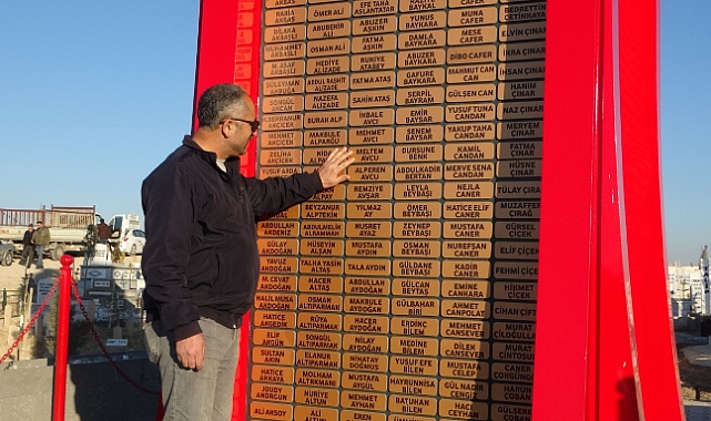 Enkazdan 18 saat sonra çıkarılan baba-kız konteynerde hayata tutunuyor