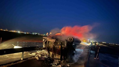 Yakıt yüklü tanker alev aldı