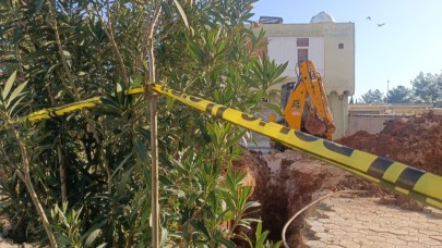 Toprak altında kalan tesisatçı hayatını kaybetti