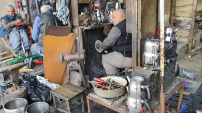 Bir dakika boş vakitleri yok