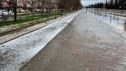 Besni’de 4 mevsim bir arada yaşanıyor