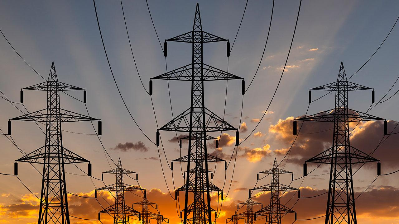 Elektriğe zam gelecek mi? Bakan yanıtladı