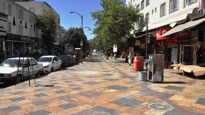 Çarşı pazar hareketsiz