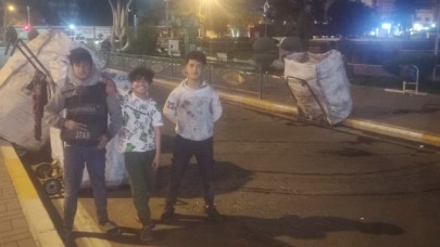 Atık toplayıcılarından iftar paydosu