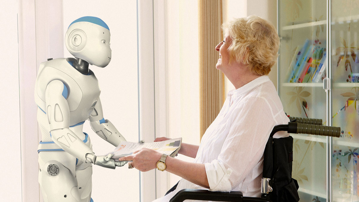 Hastanede robot dönemi: Hasta ve hasta yakınlarına refakat ediyor
