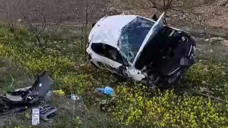 Takla atan araçtan burnu bile kanamadan çıktı